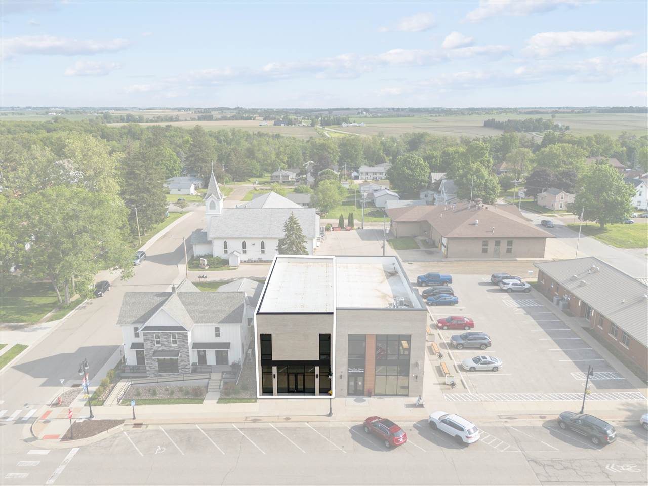 120 W Main Street Solon IA 52333