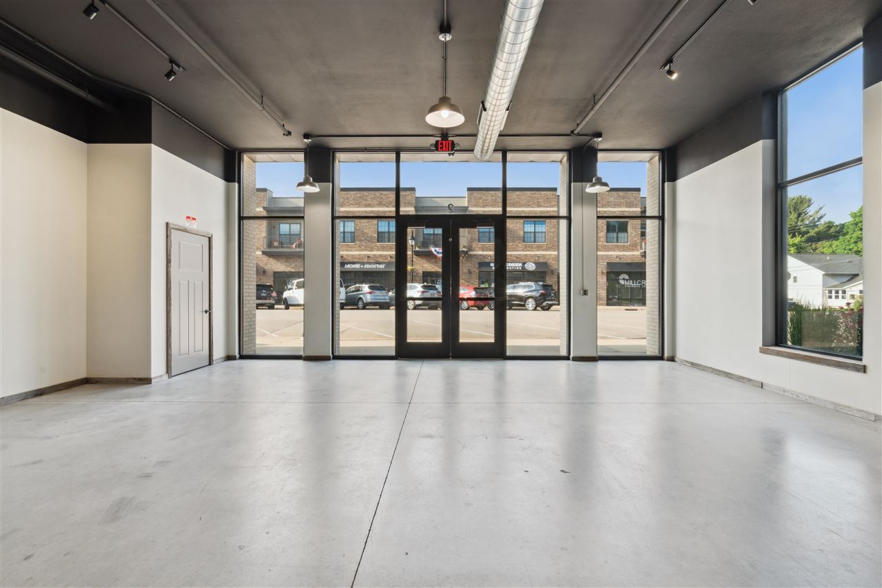 120 W Main Street Solon IA 52333