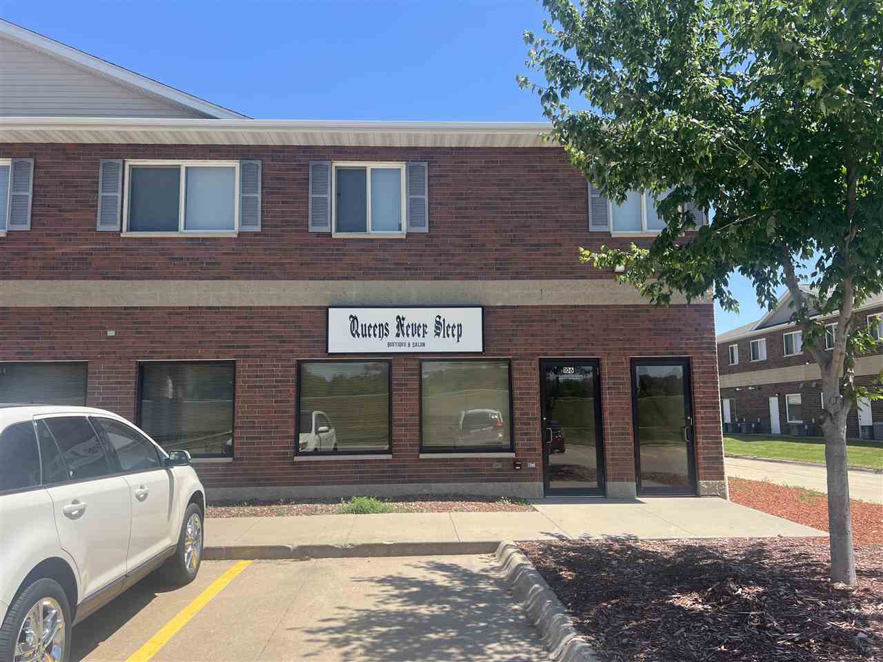 4 Hawkeye Drive North Liberty IA 52317