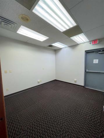 4080 1st Avenue NE Cedar Rapids IA 52402