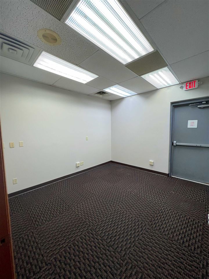 4080 1st Avenue NE Cedar Rapids IA 52402