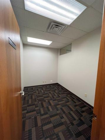 4080 1st Avenue NE Cedar Rapids IA 52402