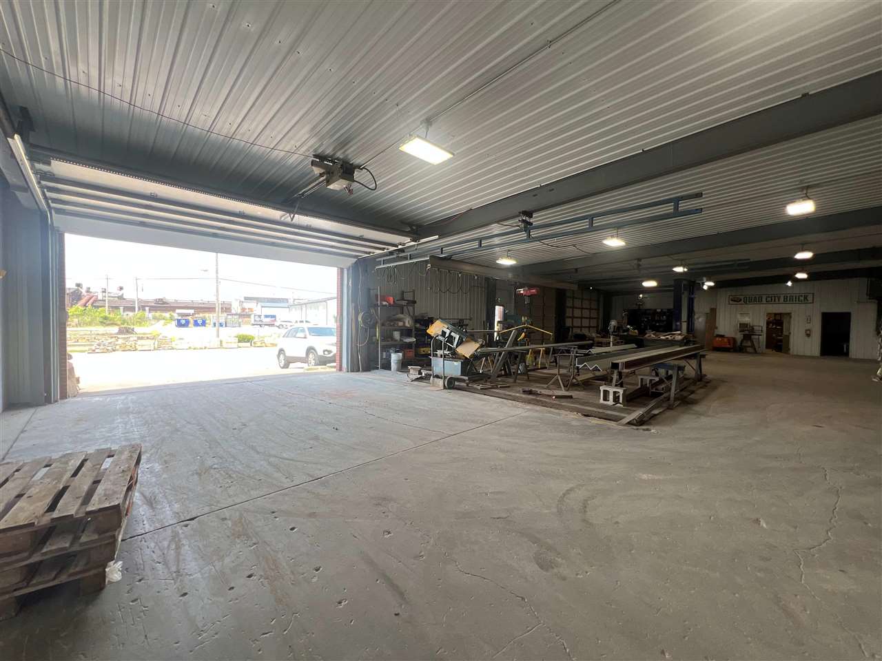 205 35th Street Bettendorf IA 52722