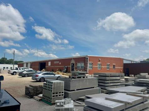 205 35th Street Bettendorf IA 52722