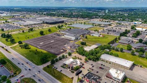 320 Collins Road NE Cedar Rapids IA 52402