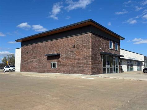 2590 6th Avenue Marion IA 52302