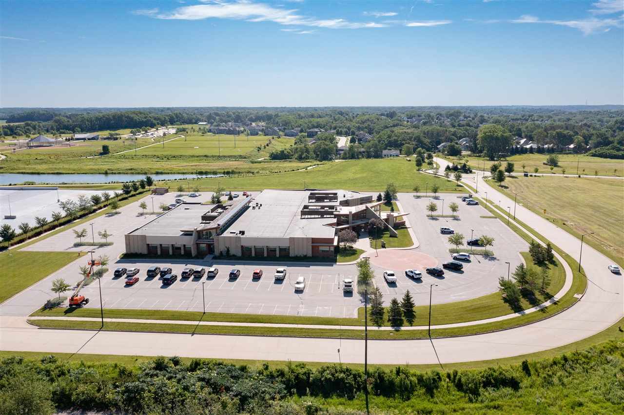 3273 Ridgeway Drive Coralville IA 52241