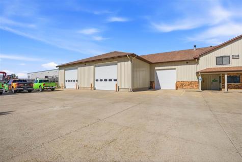 615 Highway 1 W Iowa City IA 52246