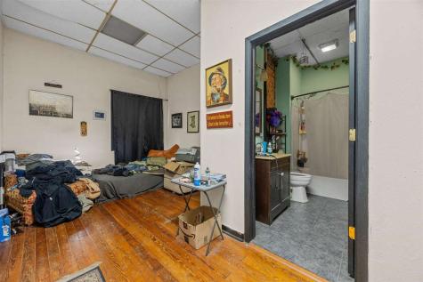 13 S Linn Street Iowa City IA 52240