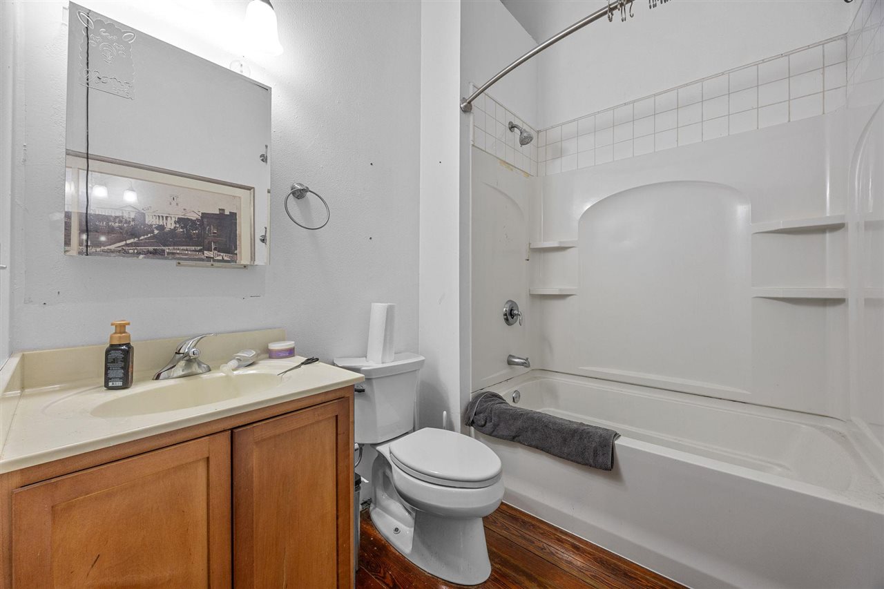 13 S Linn Street Iowa City IA 52240
