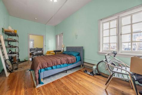 13 S Linn Street Iowa City IA 52240