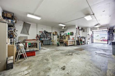 1208 Gilbert Court Iowa City IA 52240