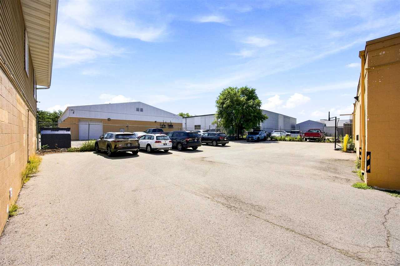 1208 Gilbert Court Iowa City IA 52240