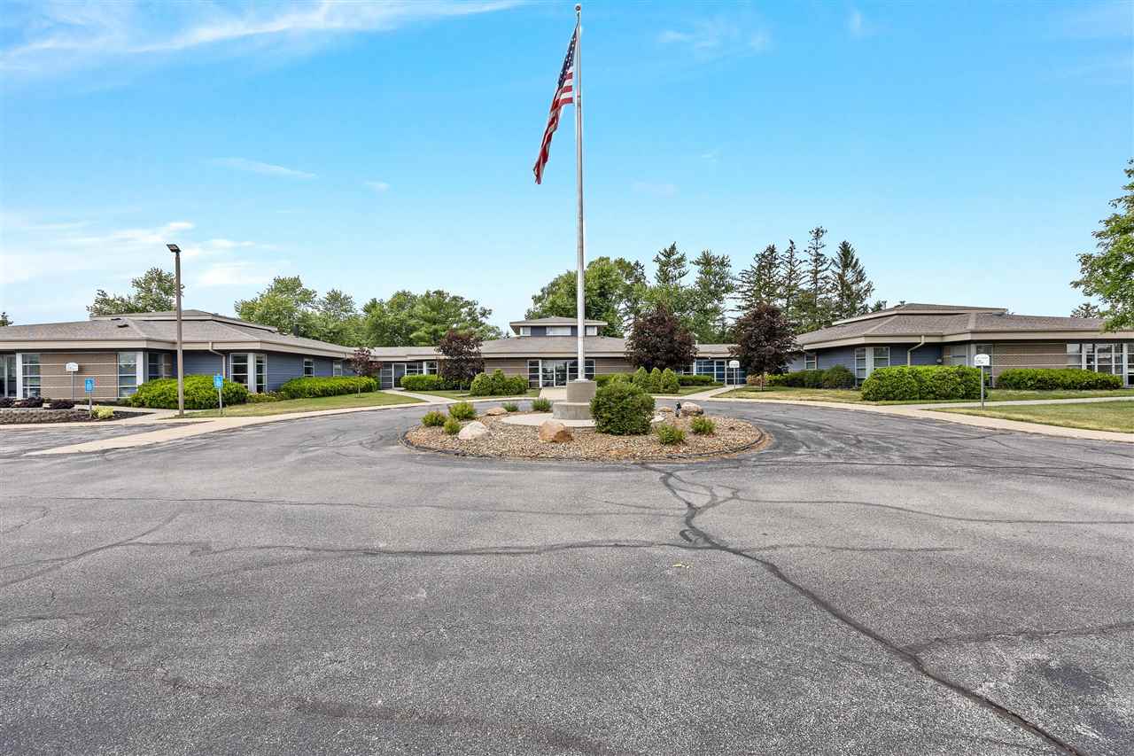 1 Quail Creek Circle North Liberty IA 52317