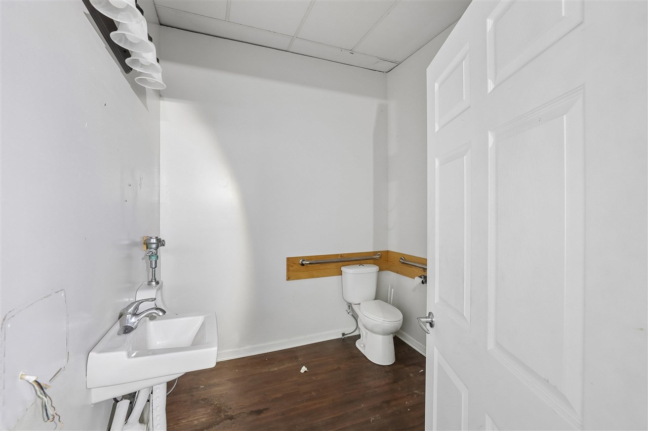 230-234 8th Avenue Wellman IA 52356