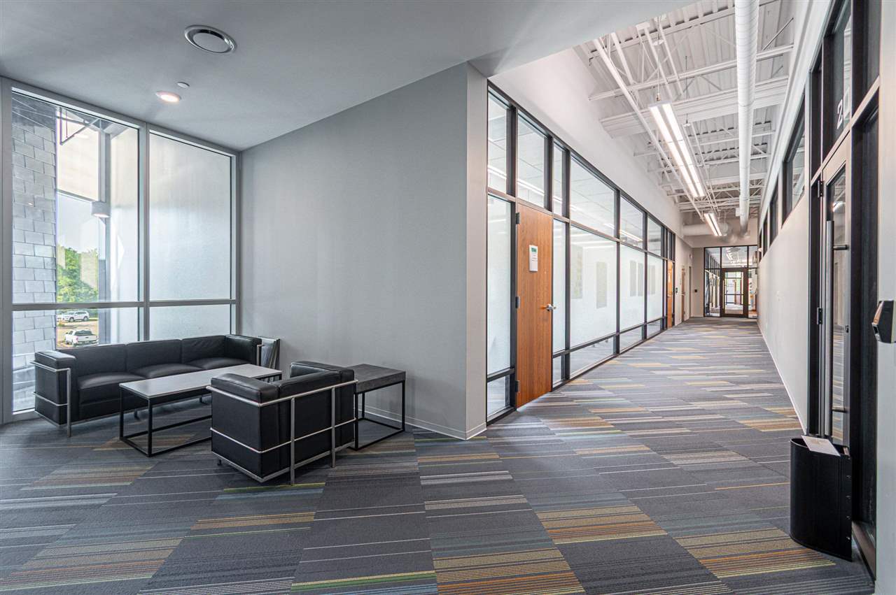 2451 Oakdale Boulevard Coralville IA 52241