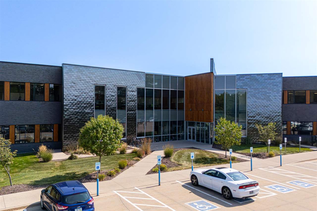 2451 Oakdale Boulevard Coralville IA 52241