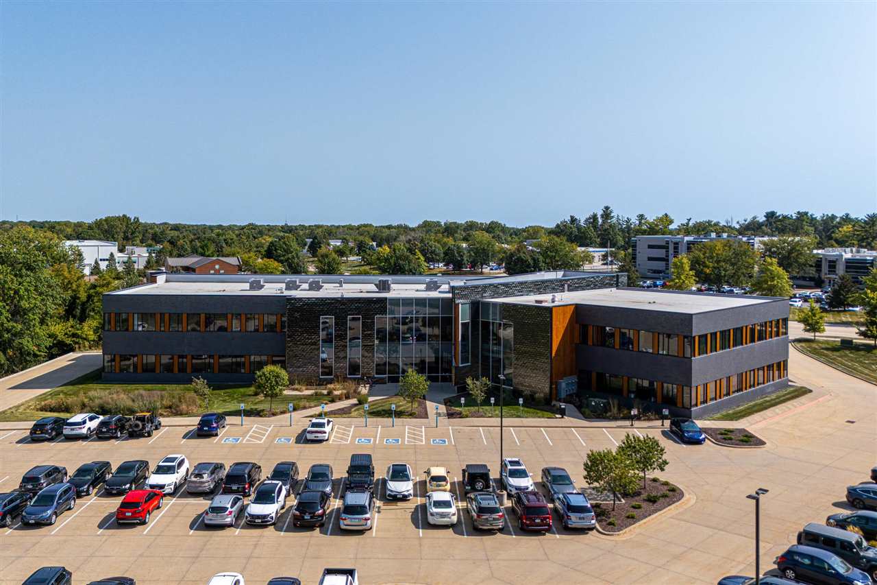 2451 Oakdale Boulevard Coralville IA 52241