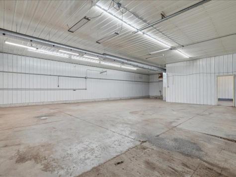 301 Old Dubuque Road Anamosa IA 52205