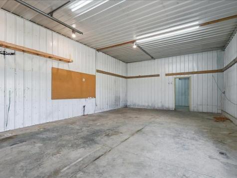 301 Old Dubuque Road Anamosa IA 52205