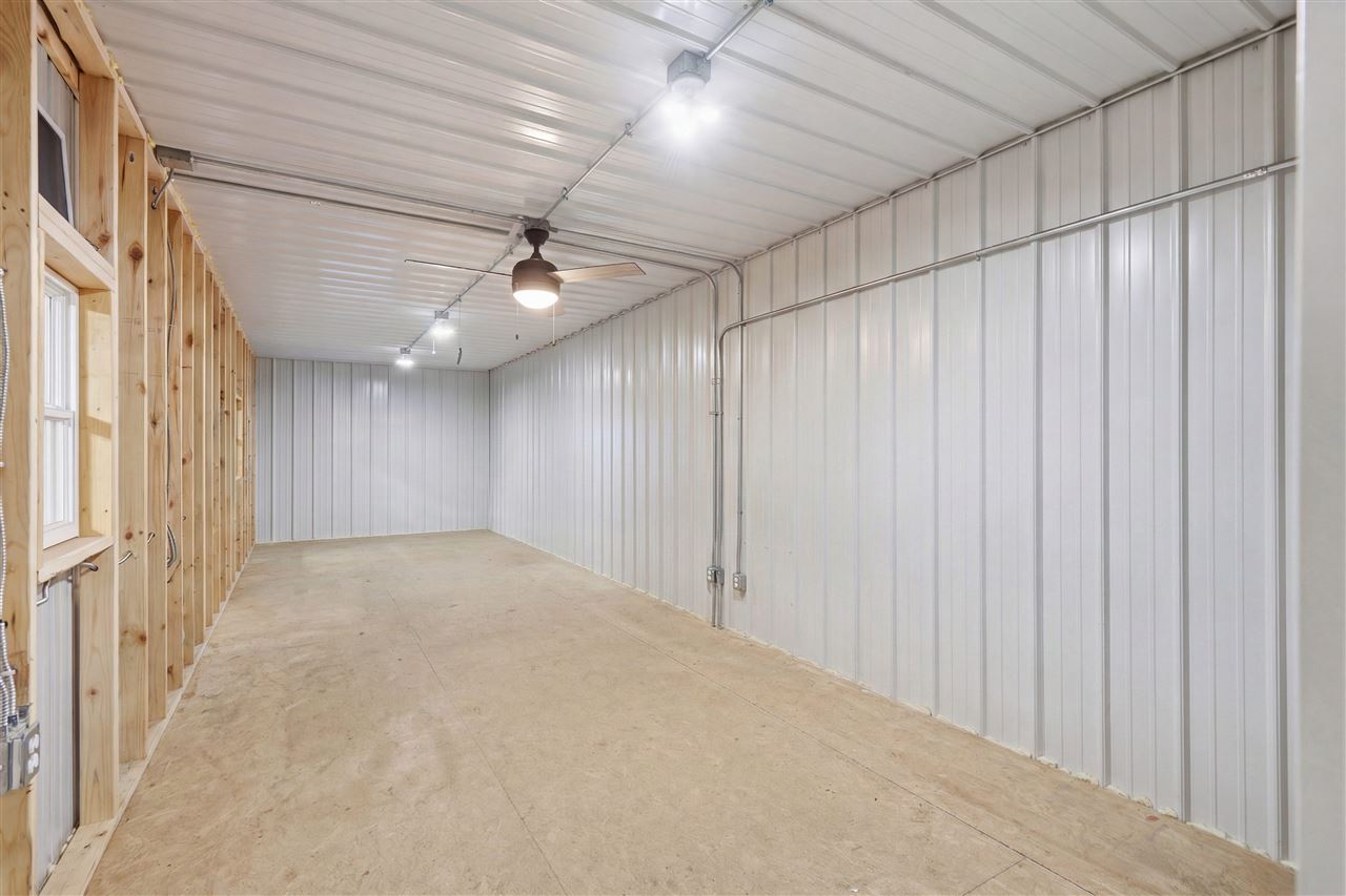 1650 Commercial Drive Walford IA 52351