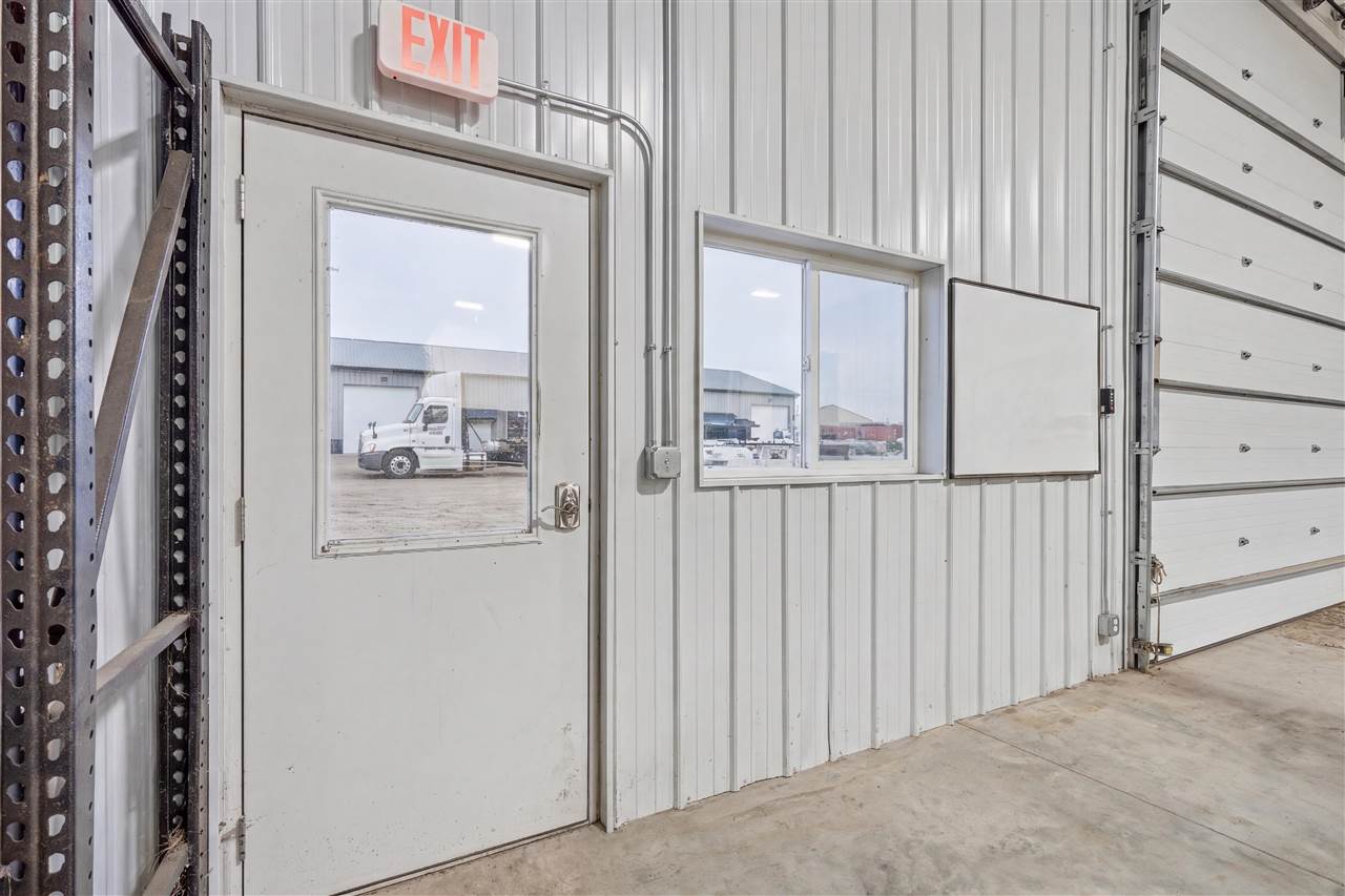 1650 Commercial Drive Walford IA 52351