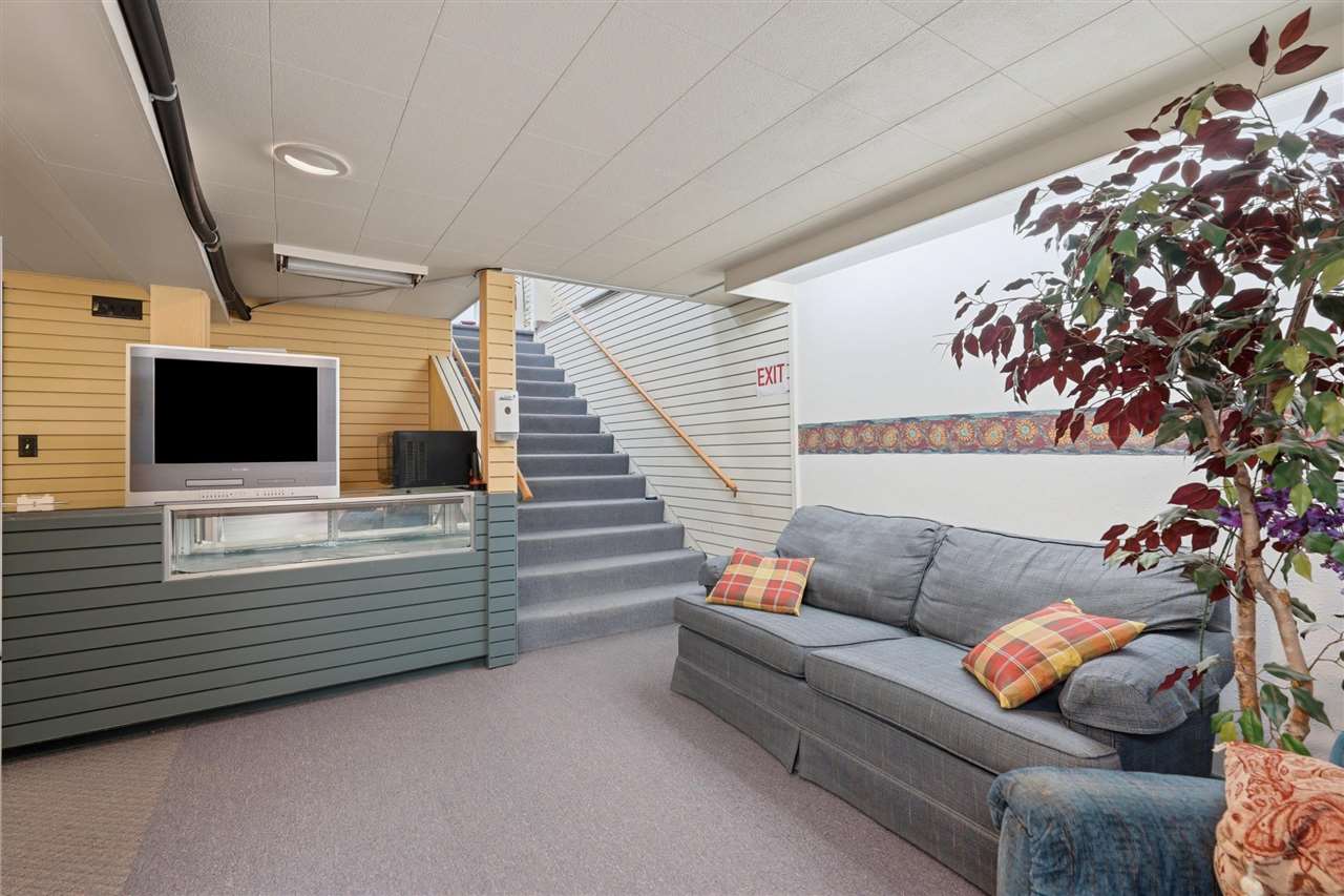 109 S Marion Avenue Washington IA 52353