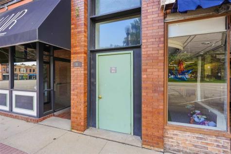 109 S Marion Avenue Washington IA 52353