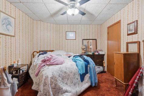 109 S Marion Avenue Washington IA 52353