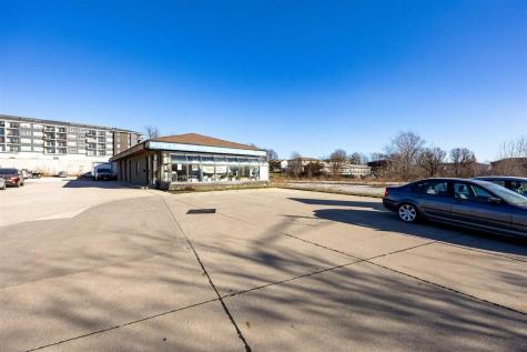 711 2nd Street Coralville IA 52241