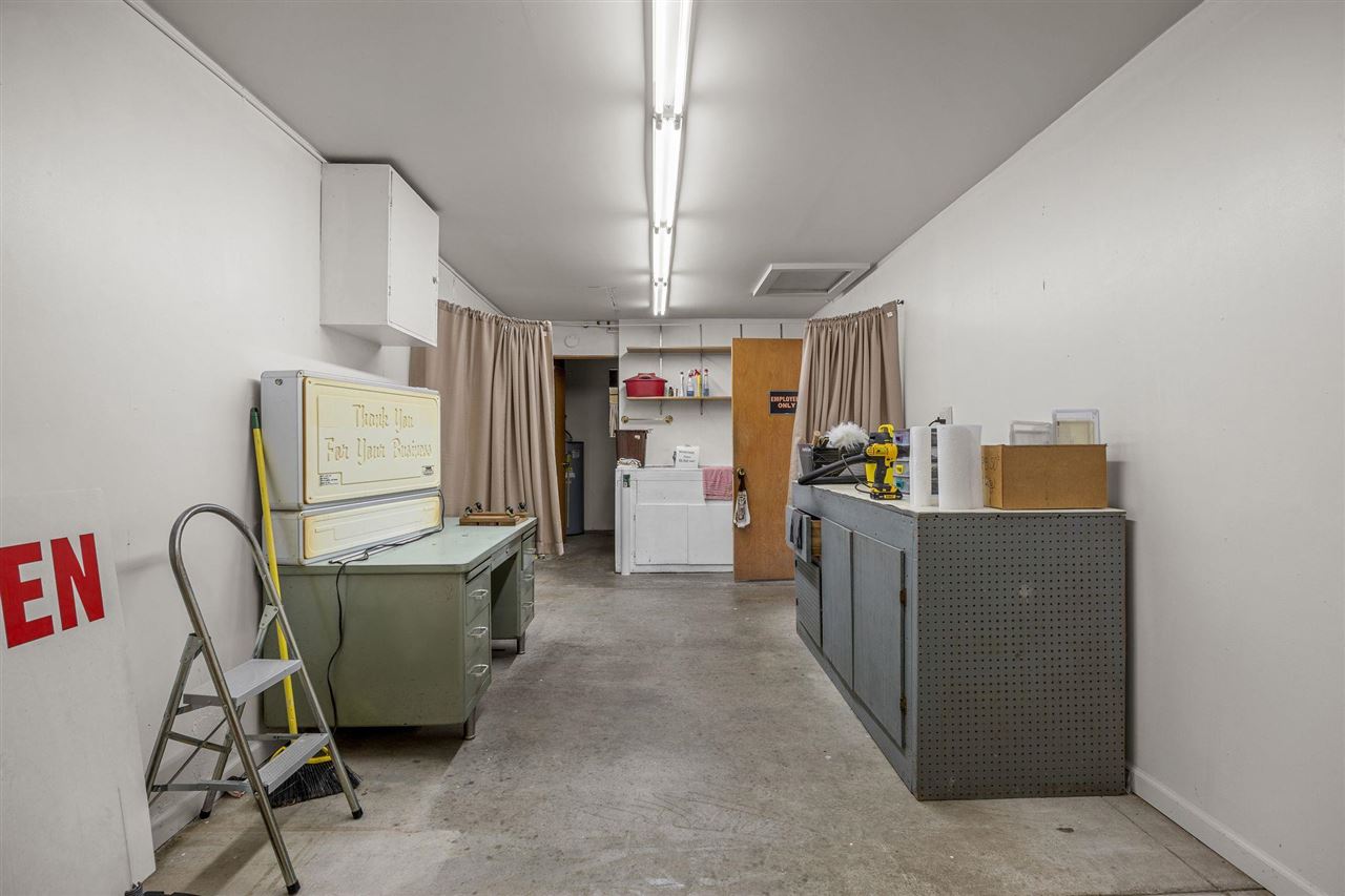 1054 W Madison Street Washington IA 52353