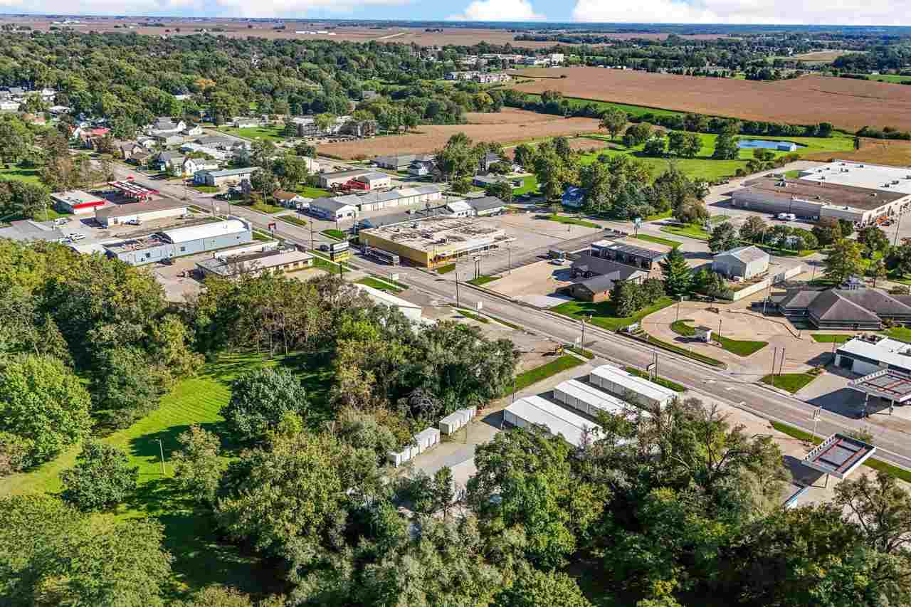 1054 W Madison Street Washington IA 52353
