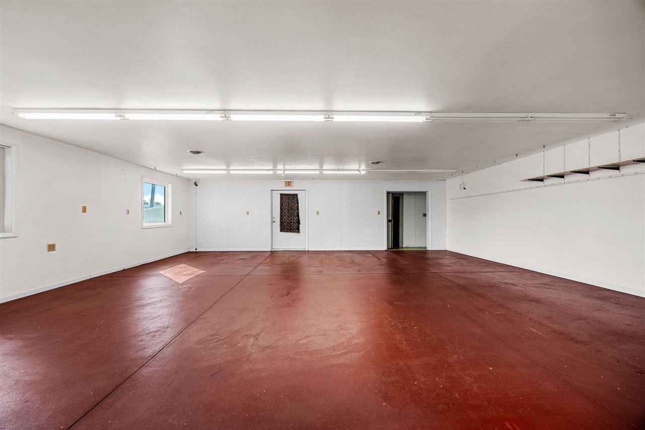 1054 W Madison Street Washington IA 52353