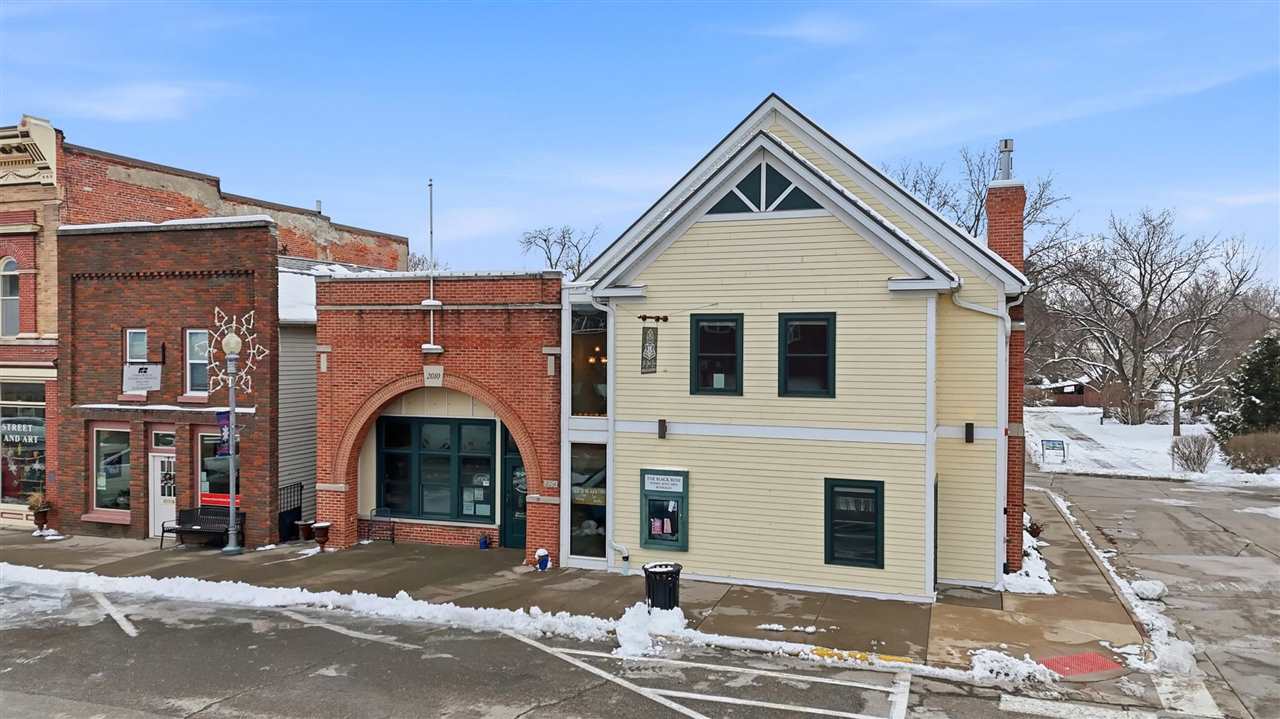 116 W Main West Branch IA 52358