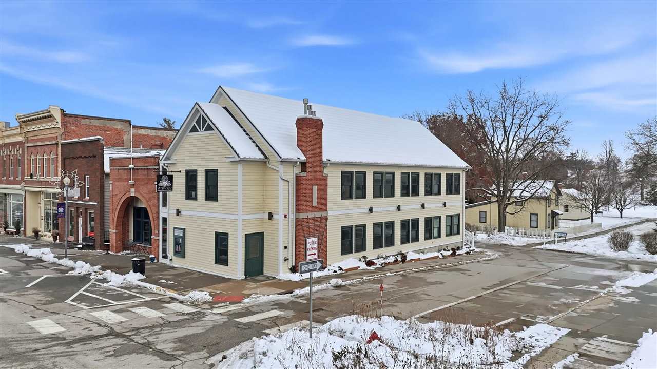 116 W Main West Branch IA 52358