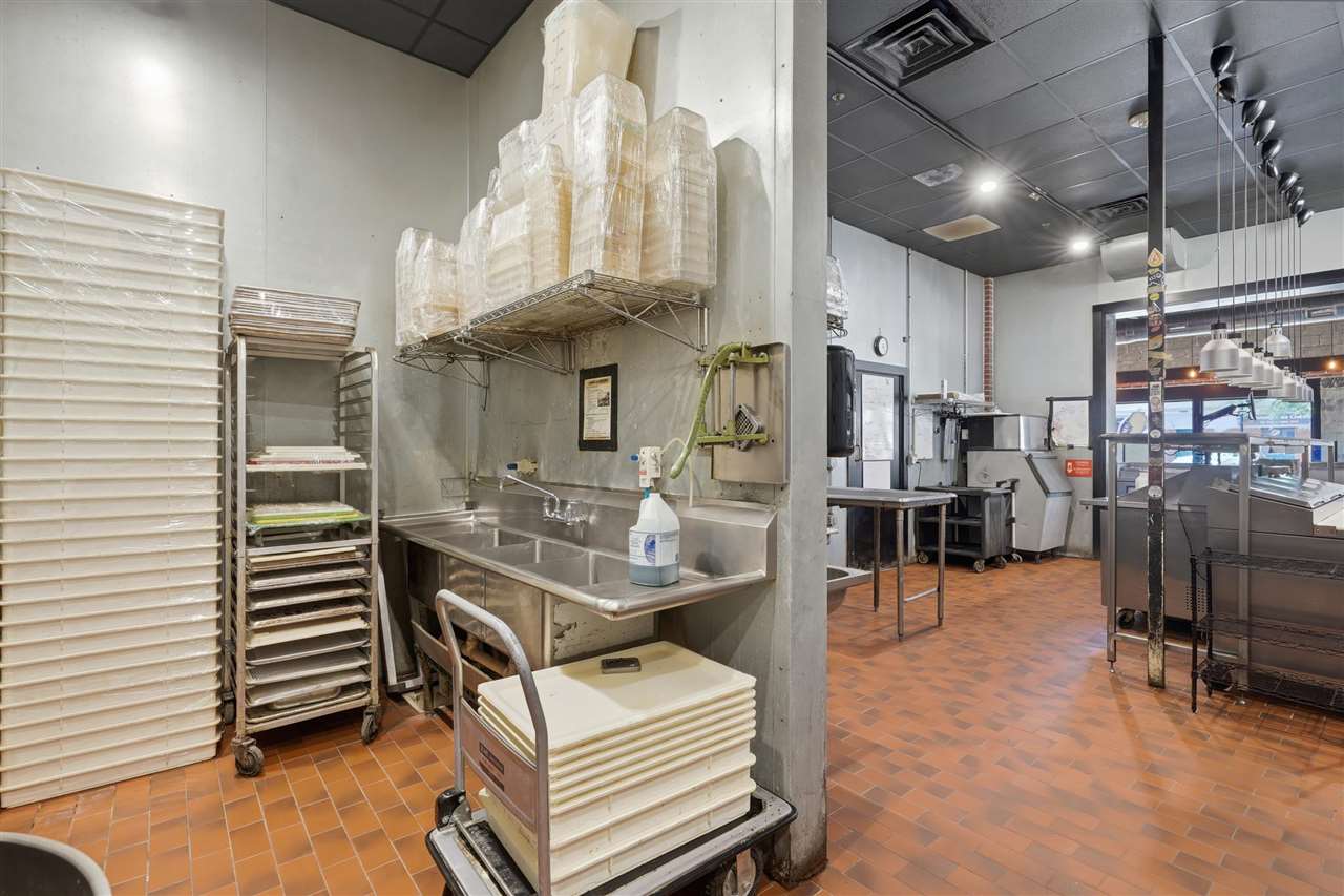 405 B Avenue Kalona IA 52247