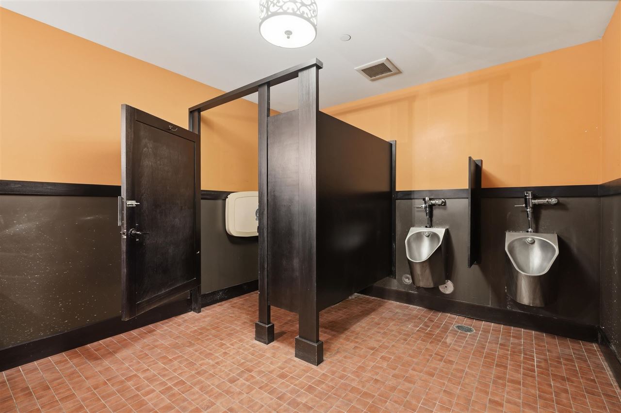 405 B Avenue Kalona IA 52247