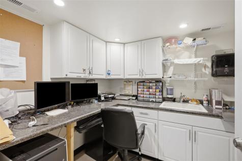 405 B Avenue Kalona IA 52247
