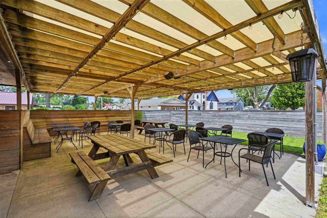 405 B Avenue Kalona IA 52247
