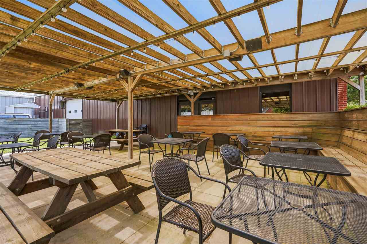 405 B Avenue Kalona IA 52247