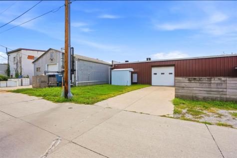 405 B Avenue Kalona IA 52247