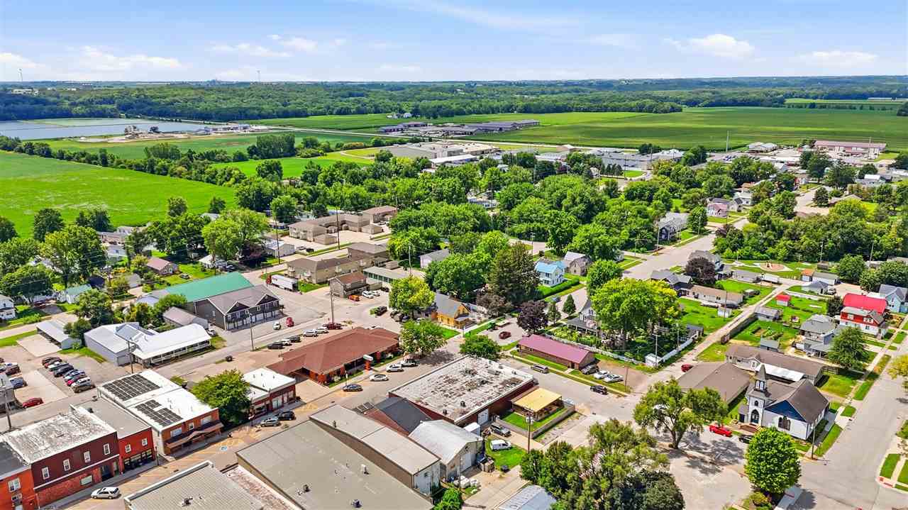 405 B Avenue Kalona IA 52247