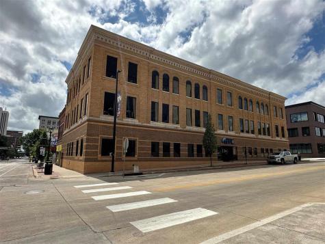 123 5th Street SE Cedar Rapids IA 52401