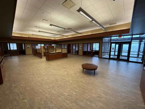 640 Highway 1 W Iowa City IA 52246