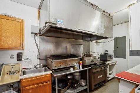 1208 Highland Court Iowa City IA 52240