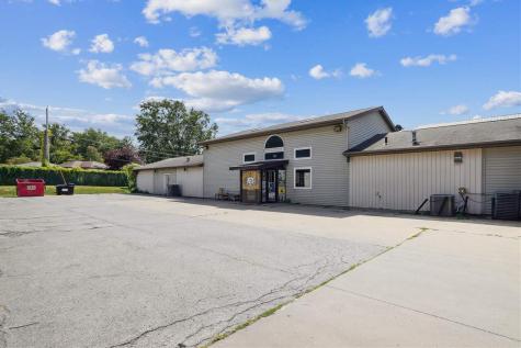 1208 Highland Court Iowa City IA 52240