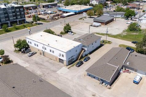 1104 S Gilbert Street Iowa City IA 52240