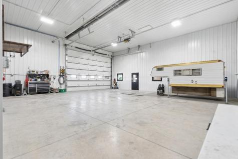 214 Airport Road Washington IA 52353