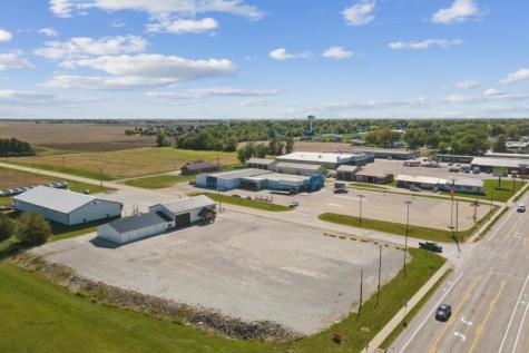 214 Airport Road Washington IA 52353