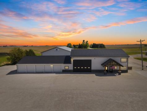 214 Airport Road Washington IA 52353